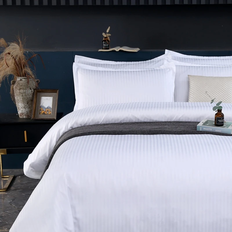3Pcs White Satin Stripe Hotel Style Duvet Cover Set, Breathable Soft Fabric, 1 Duvet Cover 2 Pillowcases (Without Filler),