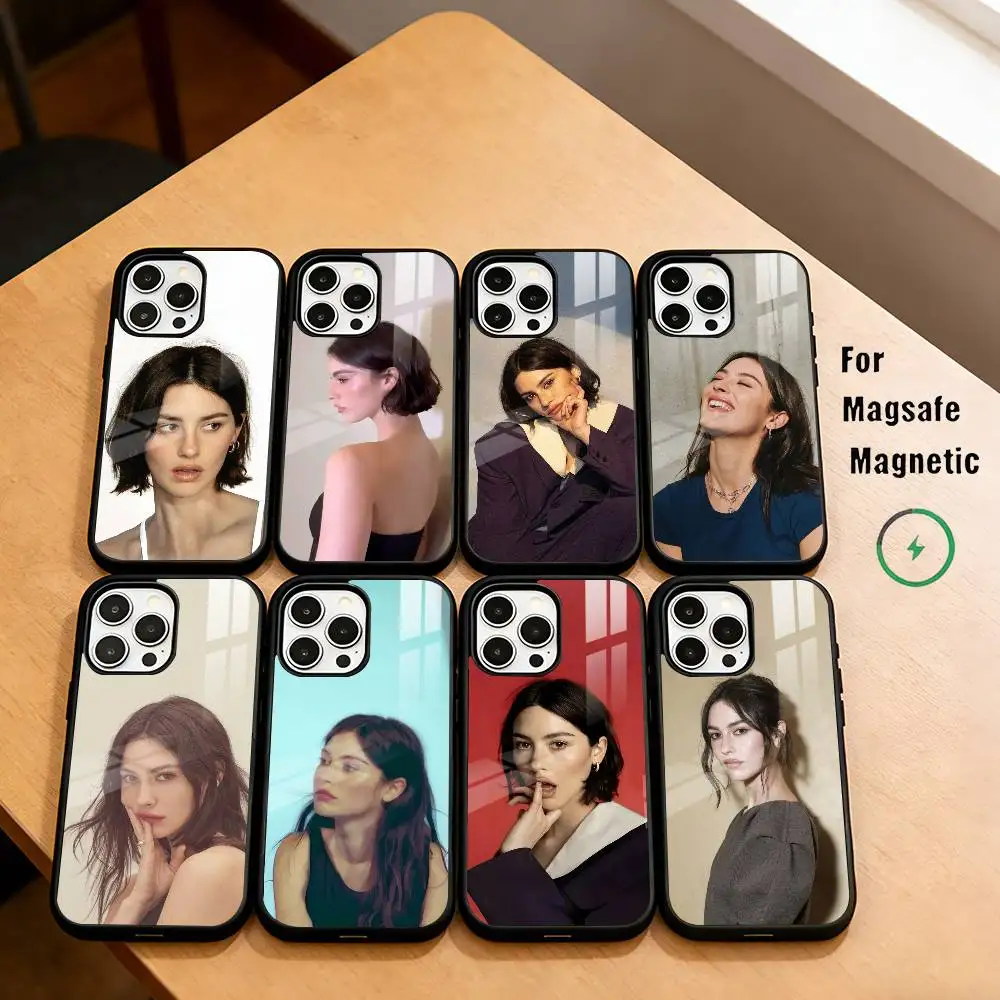 

Singer and songwriter G-Gracie Abrams Phone Case For iPhone17,16,15,14,13,12,11 Plus,Pro Magnetic For Magsafe Wireless Charging