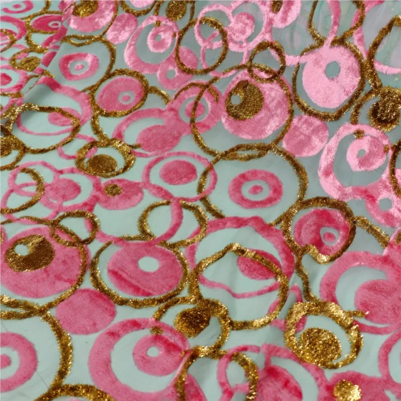 ผ้าไหมวิสโคสลายแจ็คการ์ดเนื้อนุ่มแบบกำมะหยี่ สำหรับตัดชุดกี่เพ้าระดับไฮเอนด์