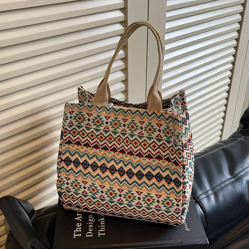 Large Capacity Woven Lunch Bag 2026 New Casual Office Worker Meal Handbag Portable Hand Carry Bento Box Storage Tote Pouch