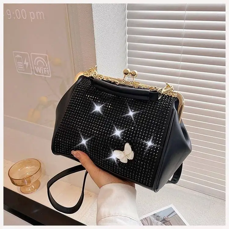 Light Luxury Shining Hot Diamond Fashion Shell Bag Clip Button Women's Bag New Fashion Youth Casual One Shoulder Crossbody Bag