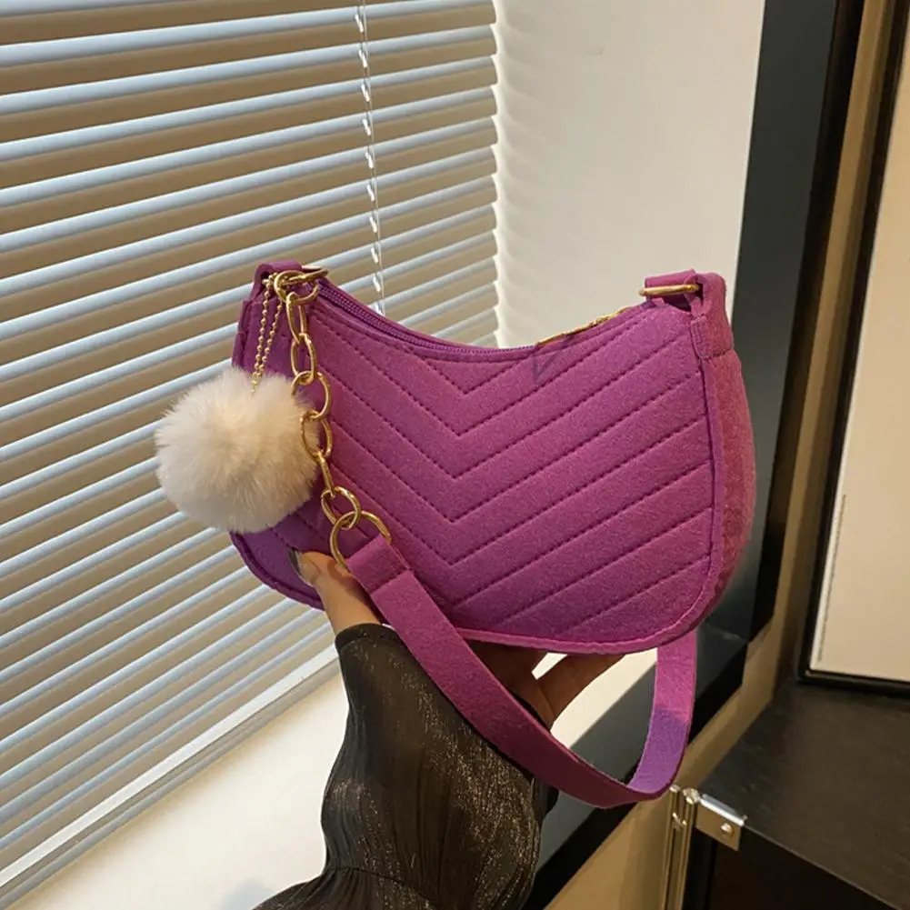 Solid Color Pom Pom Felt Shoulder Bag Winter New Fashion Underarm Bag Small Square Purse Cute Casual Crossbody Bag Girls Gift