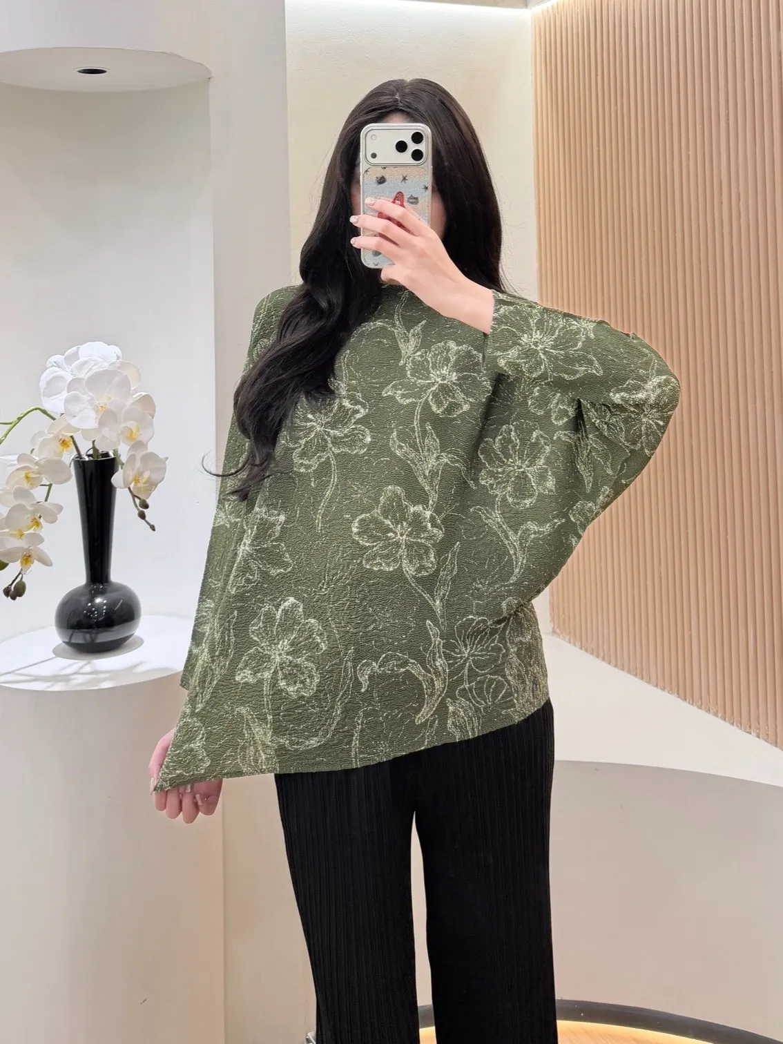 

Оливково-зеленый плиссированный топ с цветочным принтом, большие размеры, блузка свободного кроя из мягкой ткани с длинными рукавами, повседневная повседневная одежда, модная, шикарная, стильная