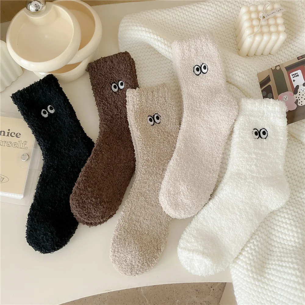 

Women's Socks Korean Cute Eyes Simple Versatile Sweet Kawaii Mid Tube Socks Thickened Soft Coral Fleece Floor Socks For Girl