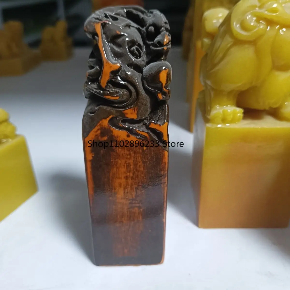 Jade Shoushan stone carving Laotian Huangshi mother and son deep love lion seal jade seal name calligraphy idle seal carving