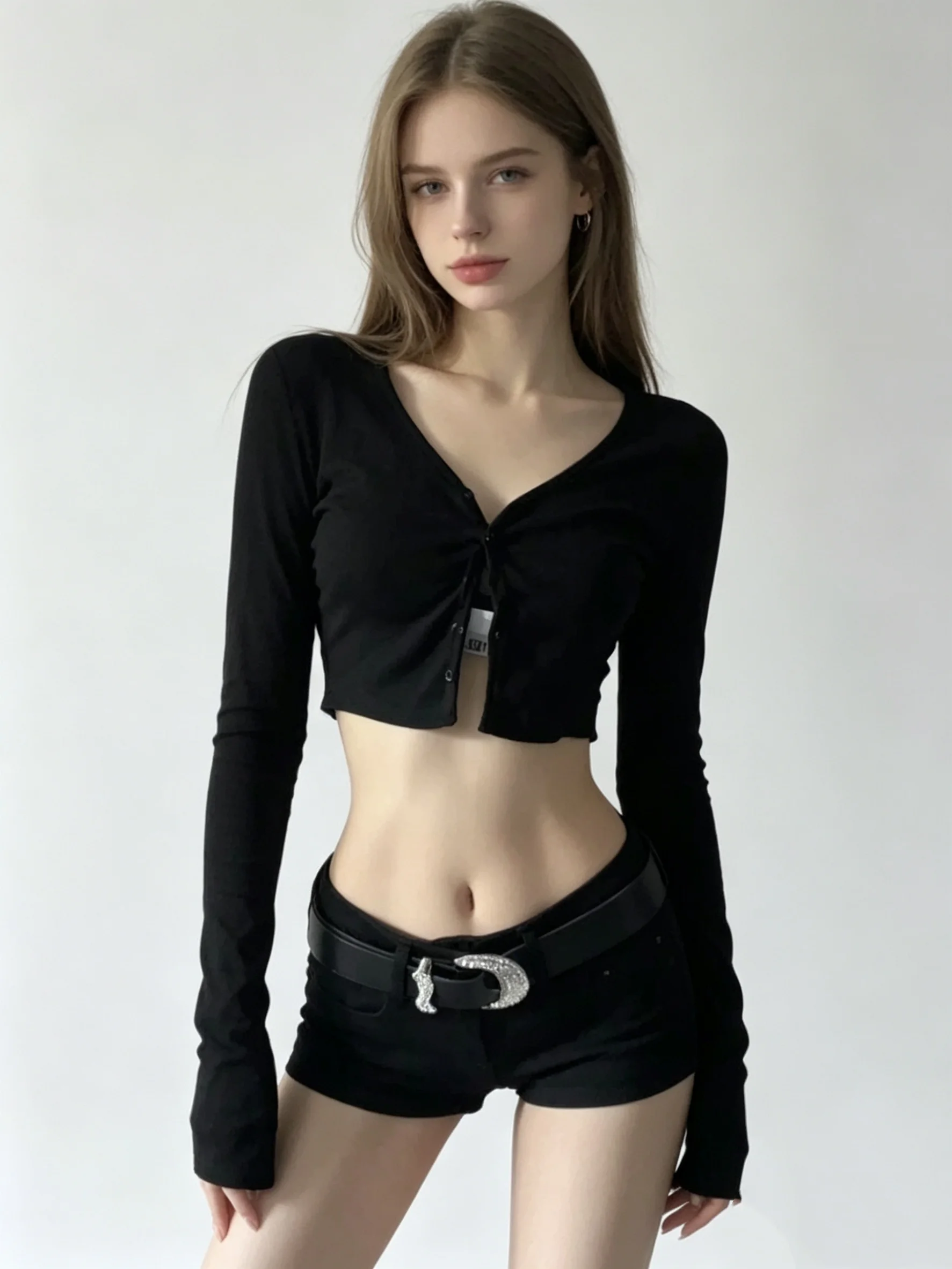 Mini pantaloncini a vita alta neri gotici da donna Y2k 2000s Streetwear Shorts coreano Harajuku pantaloni corti Vintage 2000s vestiti 2024