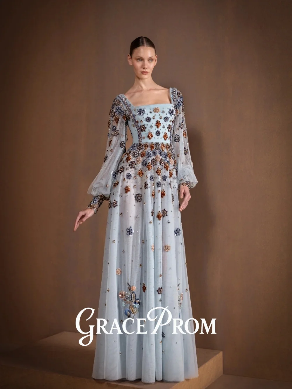 

Romantic Light-Blue Evening Dress 2026 Floral-Embellished Carpet Gown Trendy A-Line Floor-Length Party Gown فساتين سهر