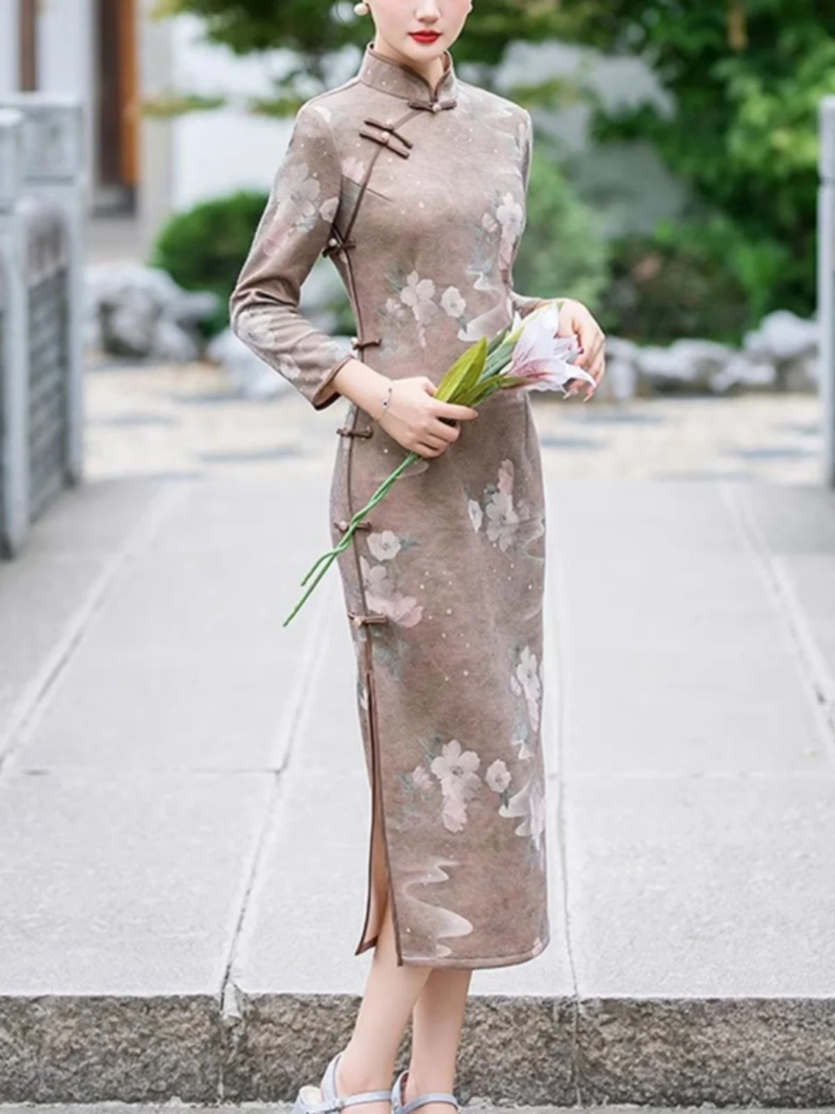 

Осенне-зимний улучшенный длинный приталенный костюм в новом китайском стиле для повседневной носки, традиционный женский модный наряд в стиле Шанхай