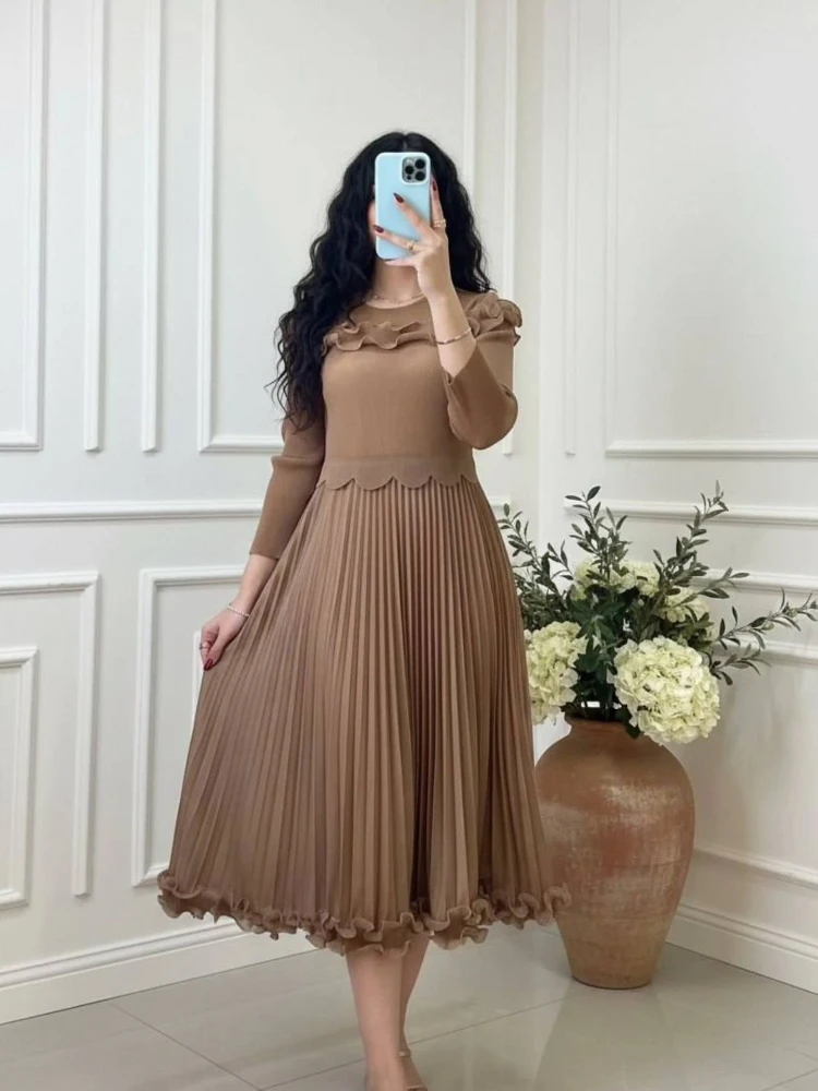 

ANLAN New Miyake Pleated Dresses Closes Its Waist and Looks Round Neck Fashionable Temperament Celebrity Loose Fungus Edge Dress