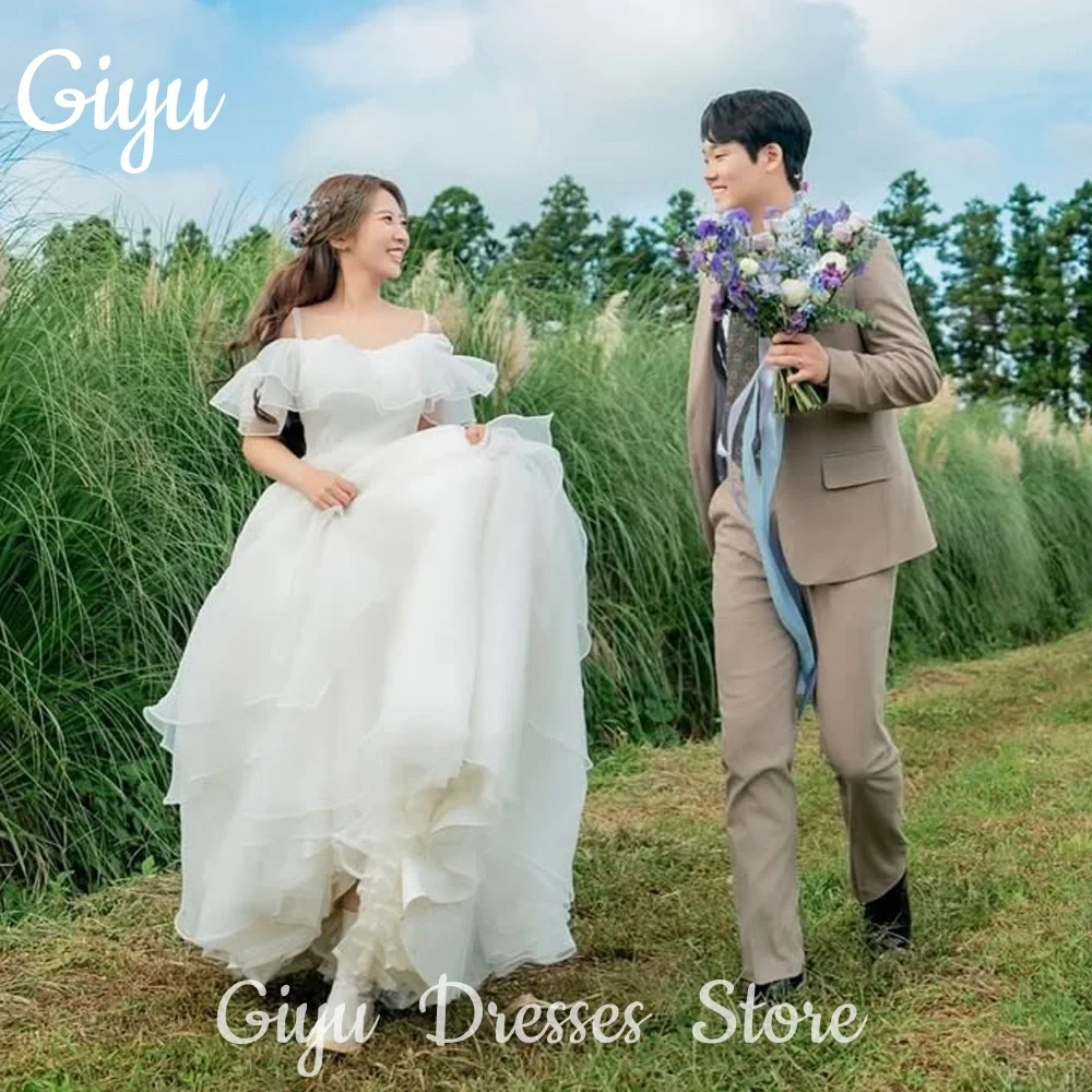 

Giyu Spaghetti Strap Organza A-line Wedding Dresse Ruffle Korea Photoshoot Bridal Gowns Floor-Length Customized 웨딩드레스 2025