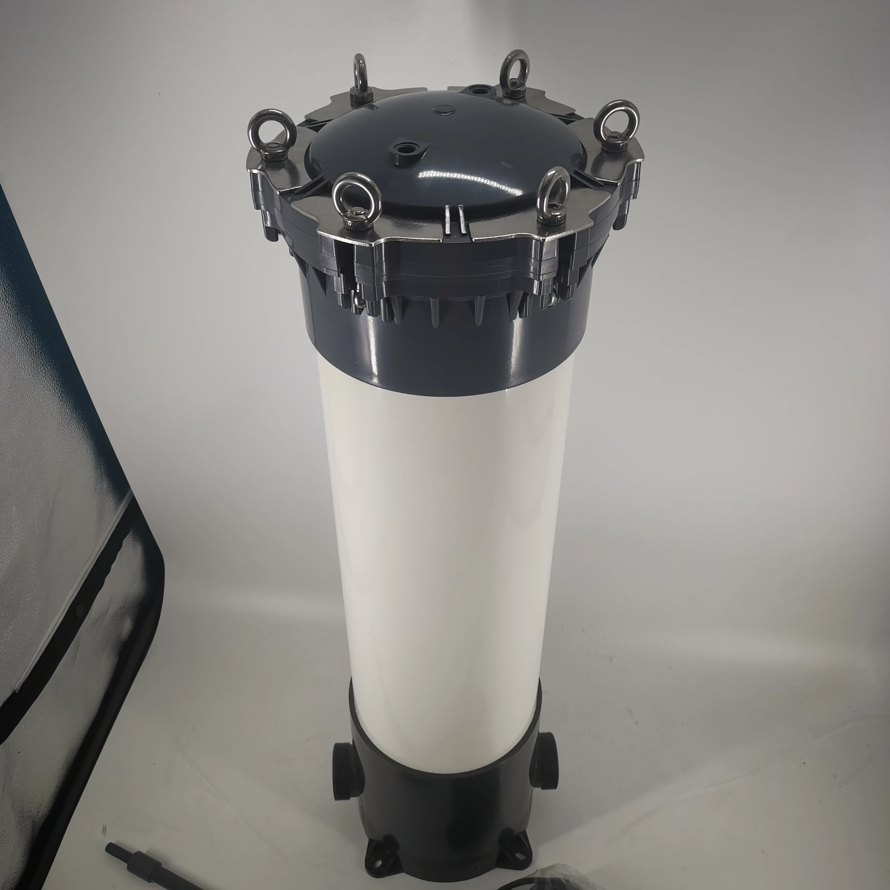 

8DC4-A UPVC Filter Housing Cartridge Filter Housing For Restaurant Retail Farm Construction Industries