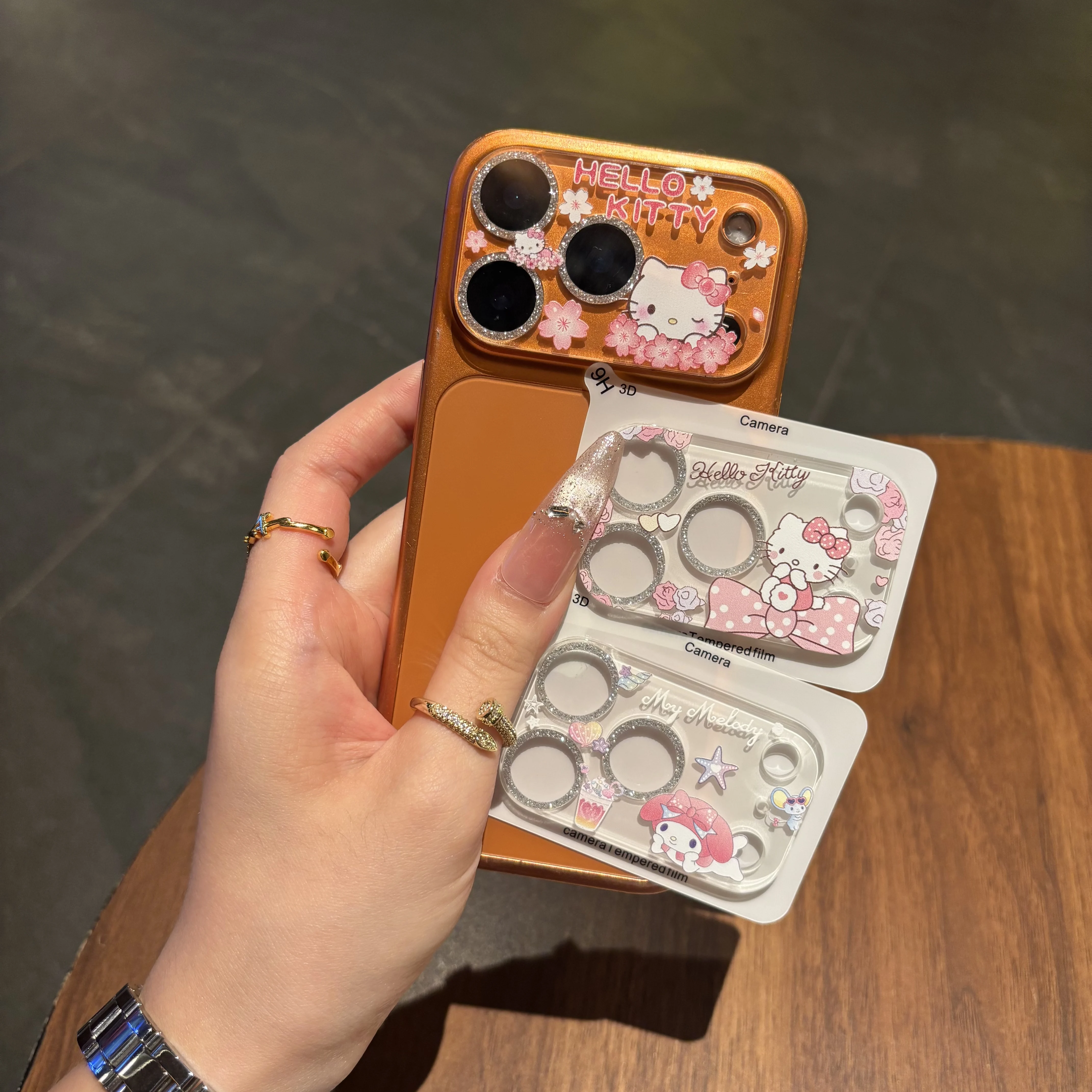 بريق بلينغ حامي عدسة الكاميرا آيفون 17 16 15 14 برو ماكس 16 13 واقيات الشاشة الزجاجية الواقية سانريو كيتي