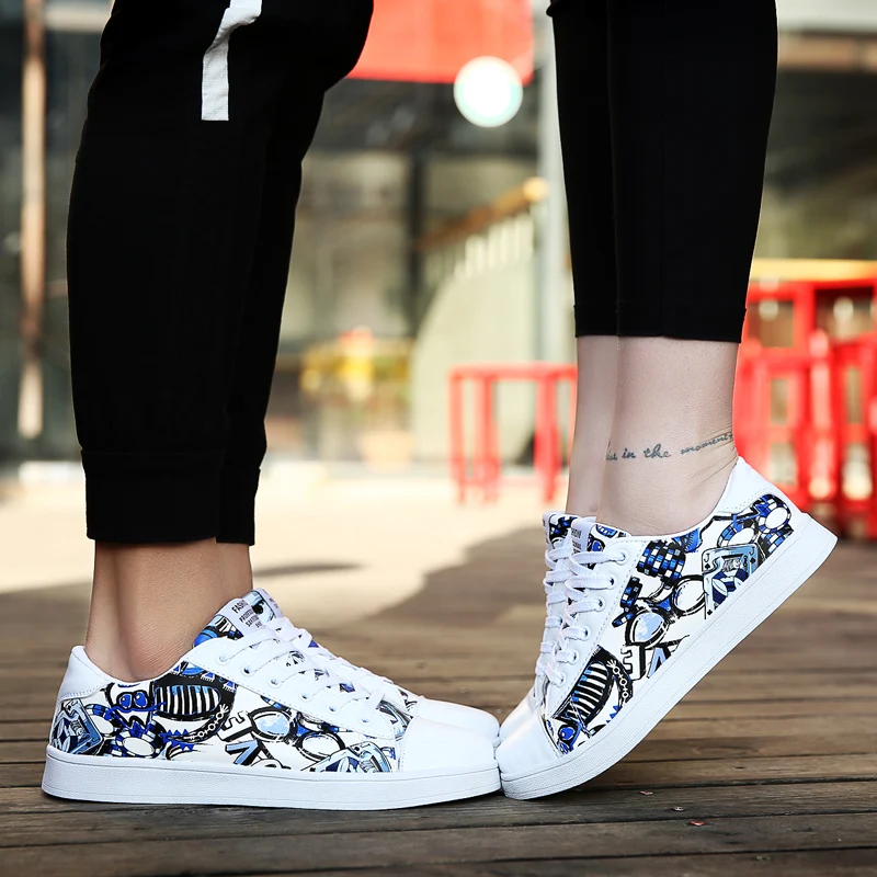 Fashion Graffiti Sneakers Men Hip Hop Skateboarding Shoes Comfortable Walking Platform Sneakers Man Couple Footwear Plus size 46