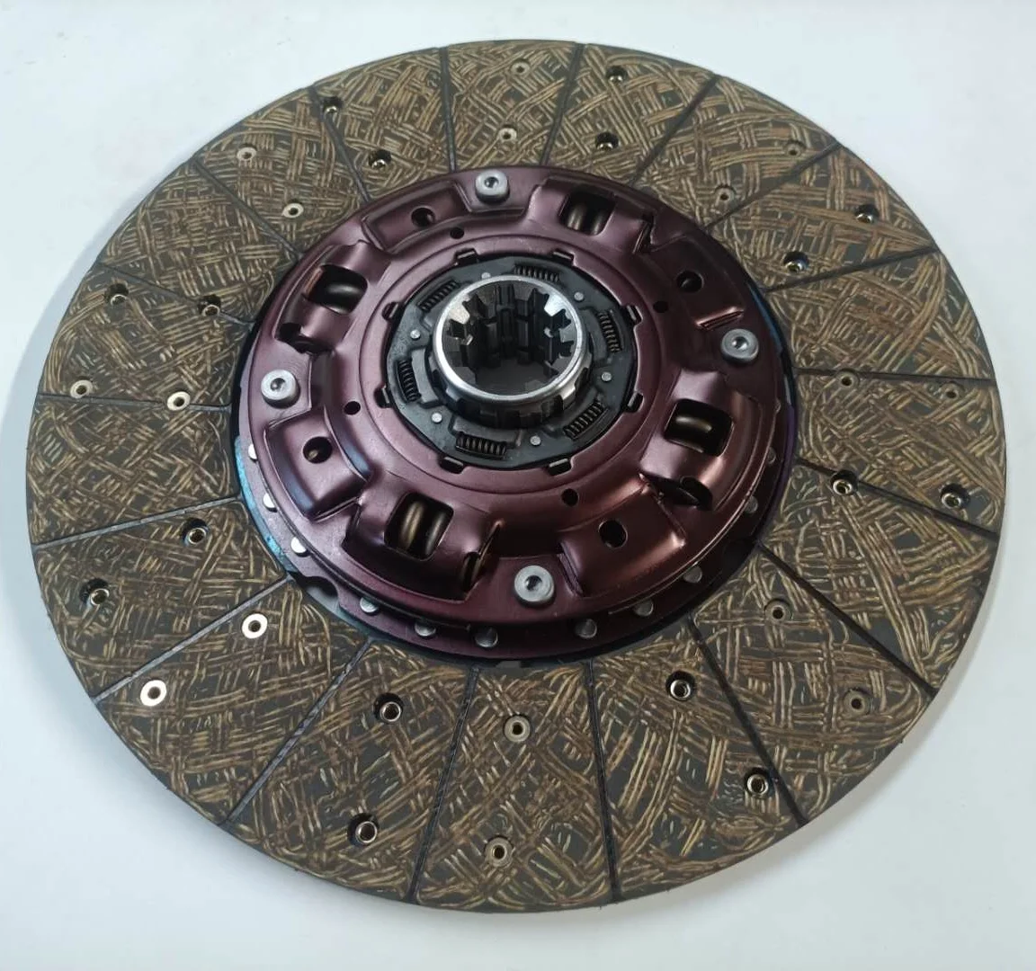 Mfc507 Cm-312 31210-1181-100 Auto Parts Clutch Cover Clutch Pressure Plate