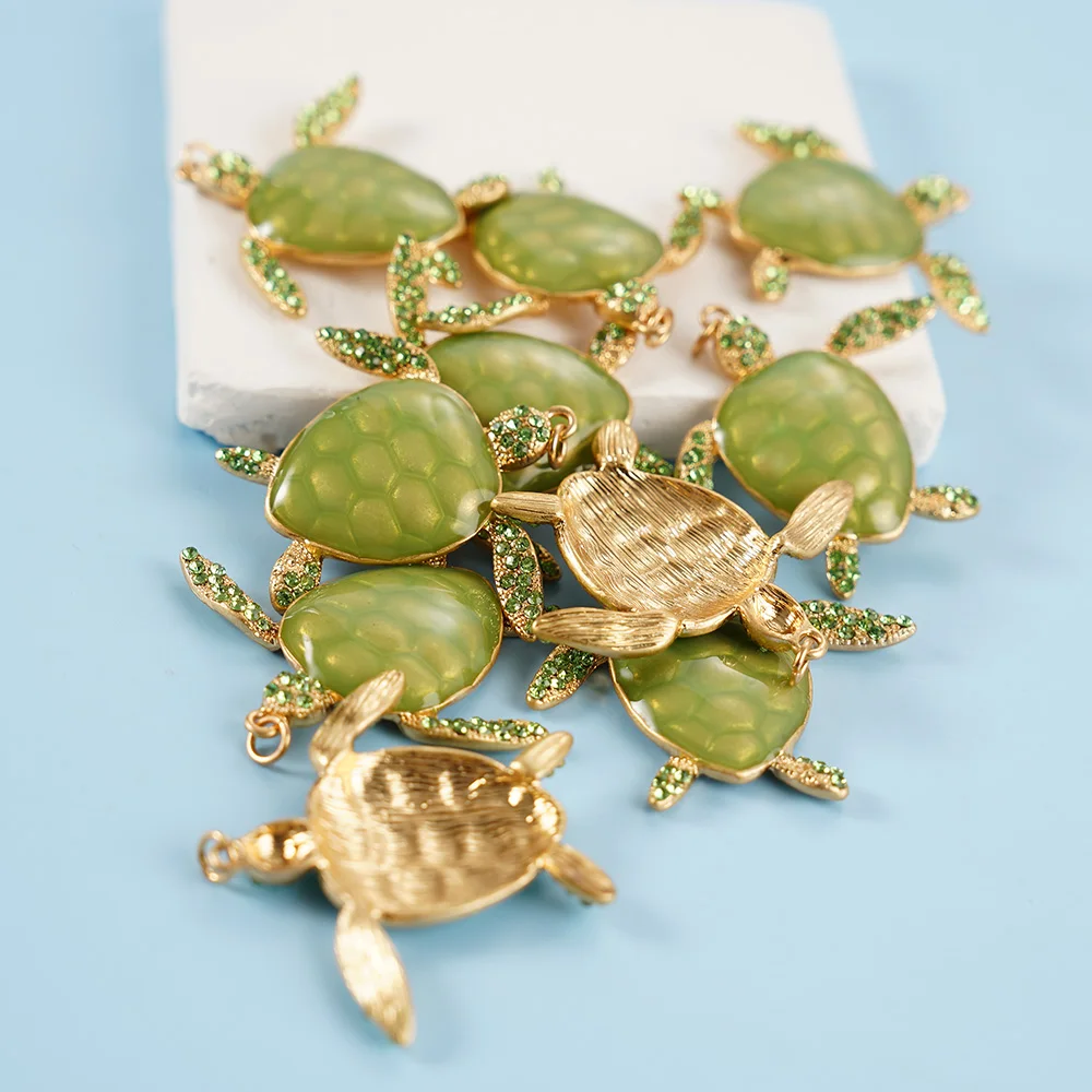 10 Pieces Uniquely Designed Turtle Pendant With Green And Gold Splicing DIY Jewellery Accessories Bracelet Keychain