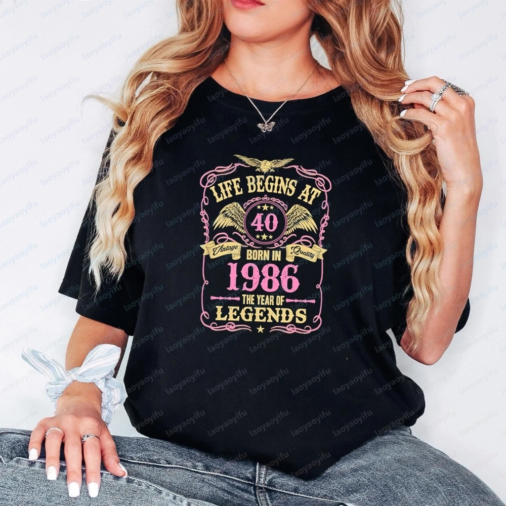 Womens 40th Birthday T-Shirt, Life Begins At 40 Ladies 1986
