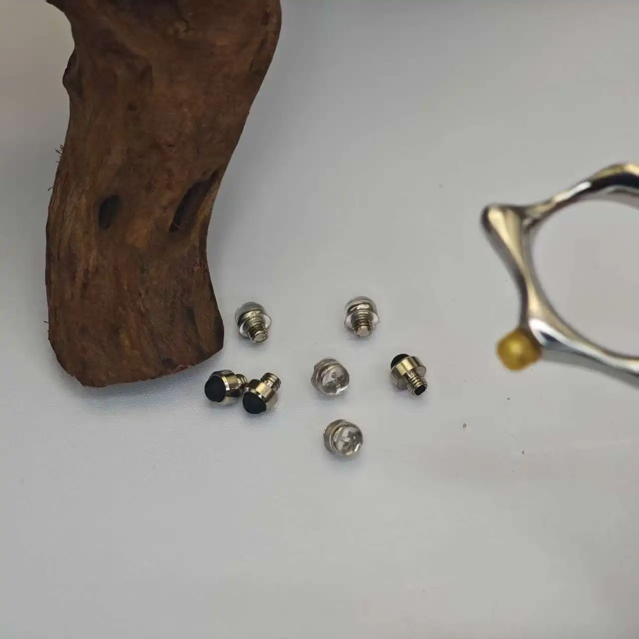 2.5 3.0MM Hair Scissors Replacement Parts Set of Hair Scissors Handle Silencer Screw Noise Reduction Silent Screw