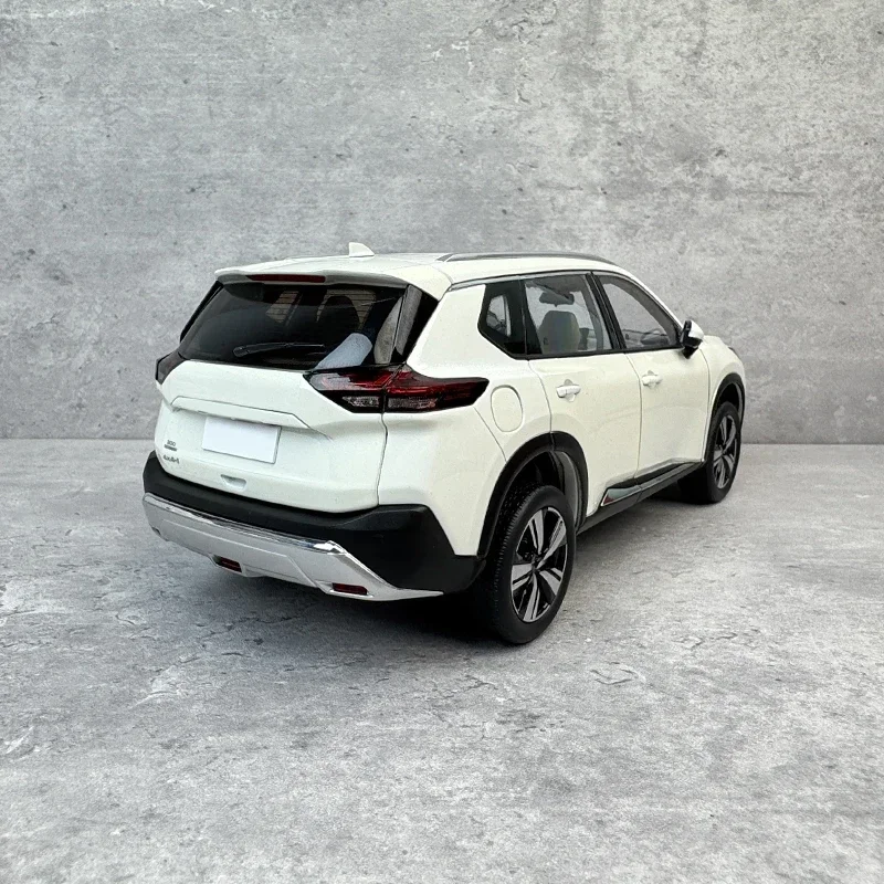 

2021 alloy simulation car model Qijun X-TRAIL Domestic original car model 1:18