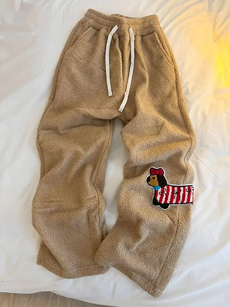 سراويل واسعة الساق للخريف والشتاء للنساء مصنوعة من لحم الضأن، تتميز بدفء قوي، مقاس فضفاض، نزهات غير رسمية مطرزة بحروف