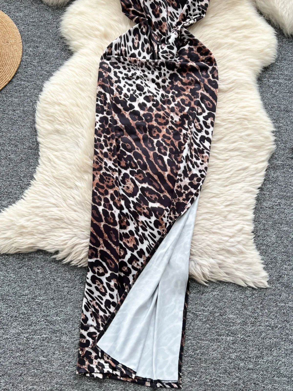2025 New Leopard Print Cut Out Dress Women Side Slit Slim Bodycon Maxi Dress Sexy Party Club Gown with Spaghetti Strap dress