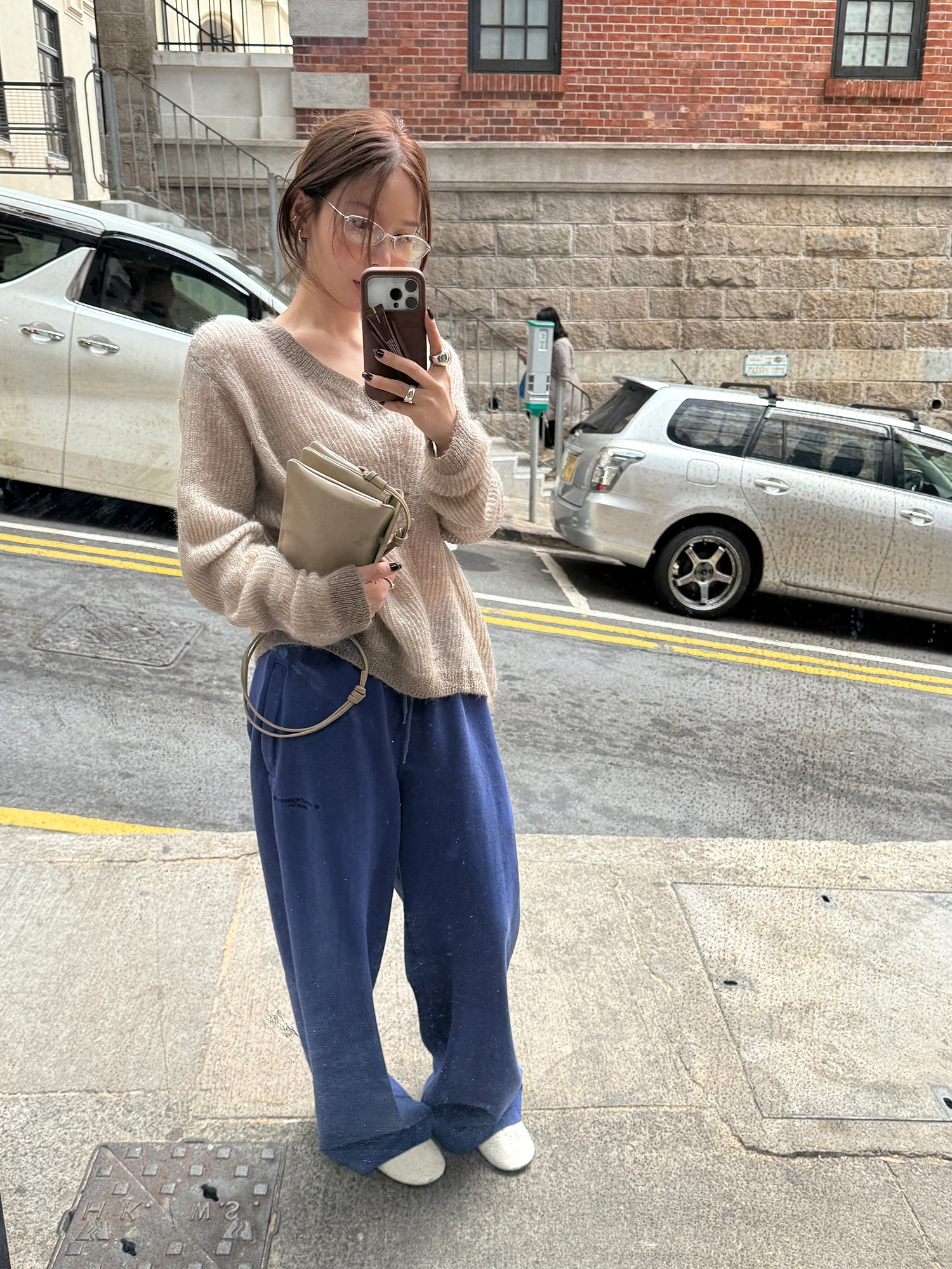 

WXLSTUDIO Женский вязаный джемпер с V-образным вырезом и градиентным цветовым блоком, свободный крой, длинный рукав, шерстяной топ с высоким содержанием кашемира, тонкая вязка