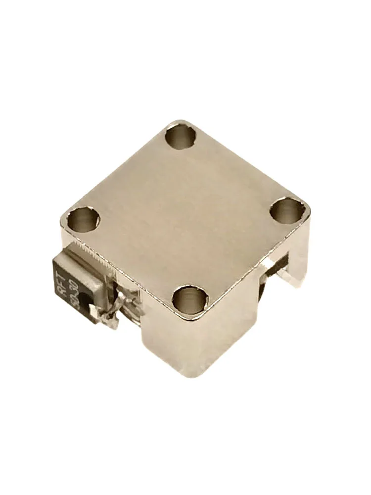 RFTYT Supplies WG1313X Size 12.7x12.7mm Frequency 700MHz-7GHz, Such as 5.7-5.9G Isolator