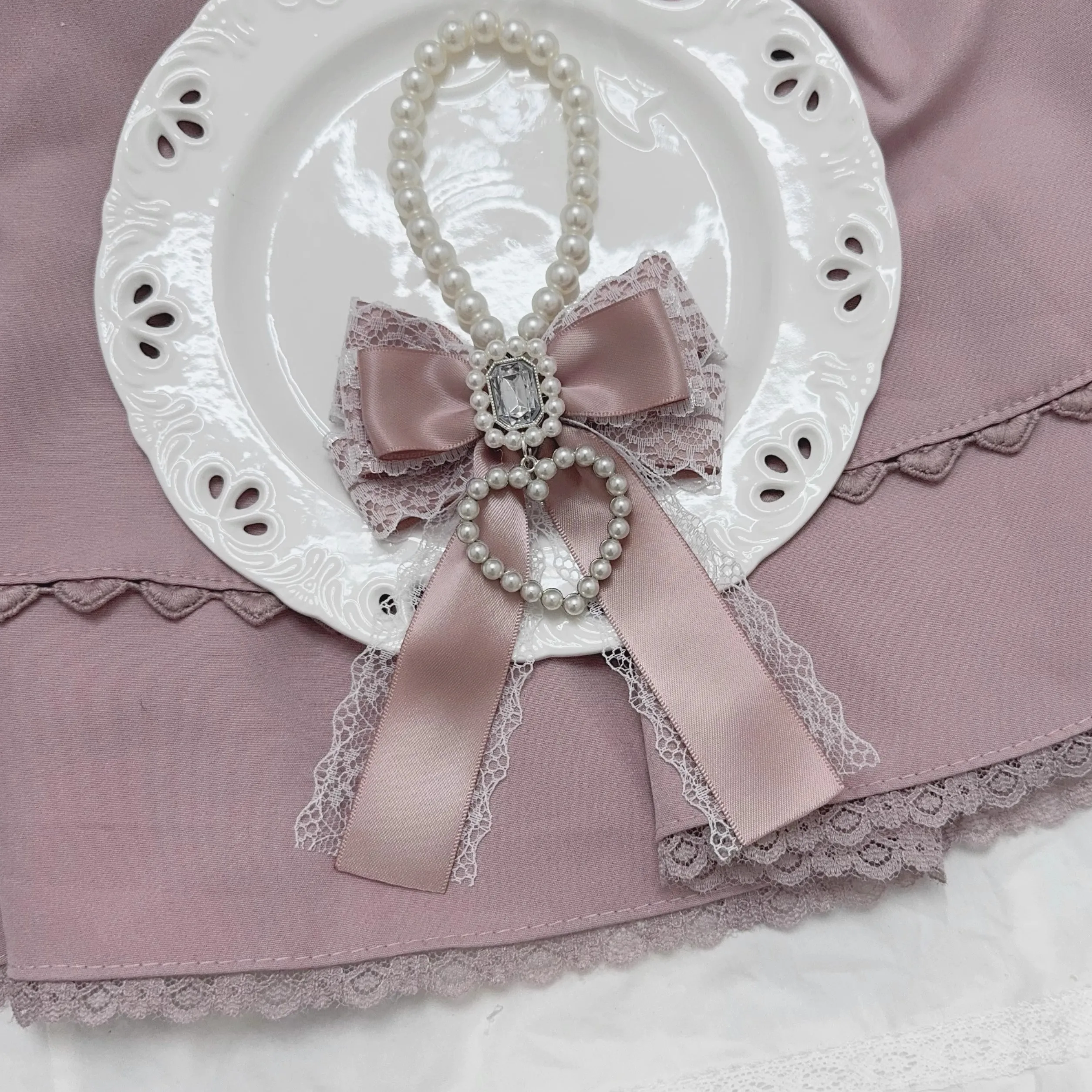 الأصلي Harajuku الشريط الدانتيل قلادة لوليتا القوطية الألم حقيبة اللؤلؤ معلقة كبيرة القلب الماس Bowknot ظهره قلادة