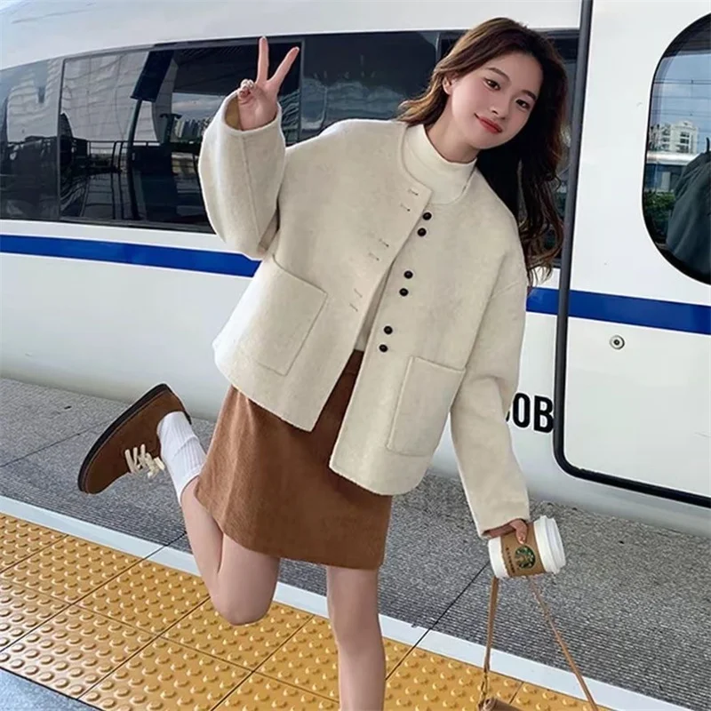 Automne hiver nouveau 2026 haute qualité mode court Double face velours laine manteau femmes décontracté laine manteau femme veste hauts
