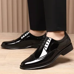 Fashion Brogue Shoes for Men Classic Patent Leather Shoes Casual Business Shoes New Shiny Formal Men Lace-Up Social Shoe Male