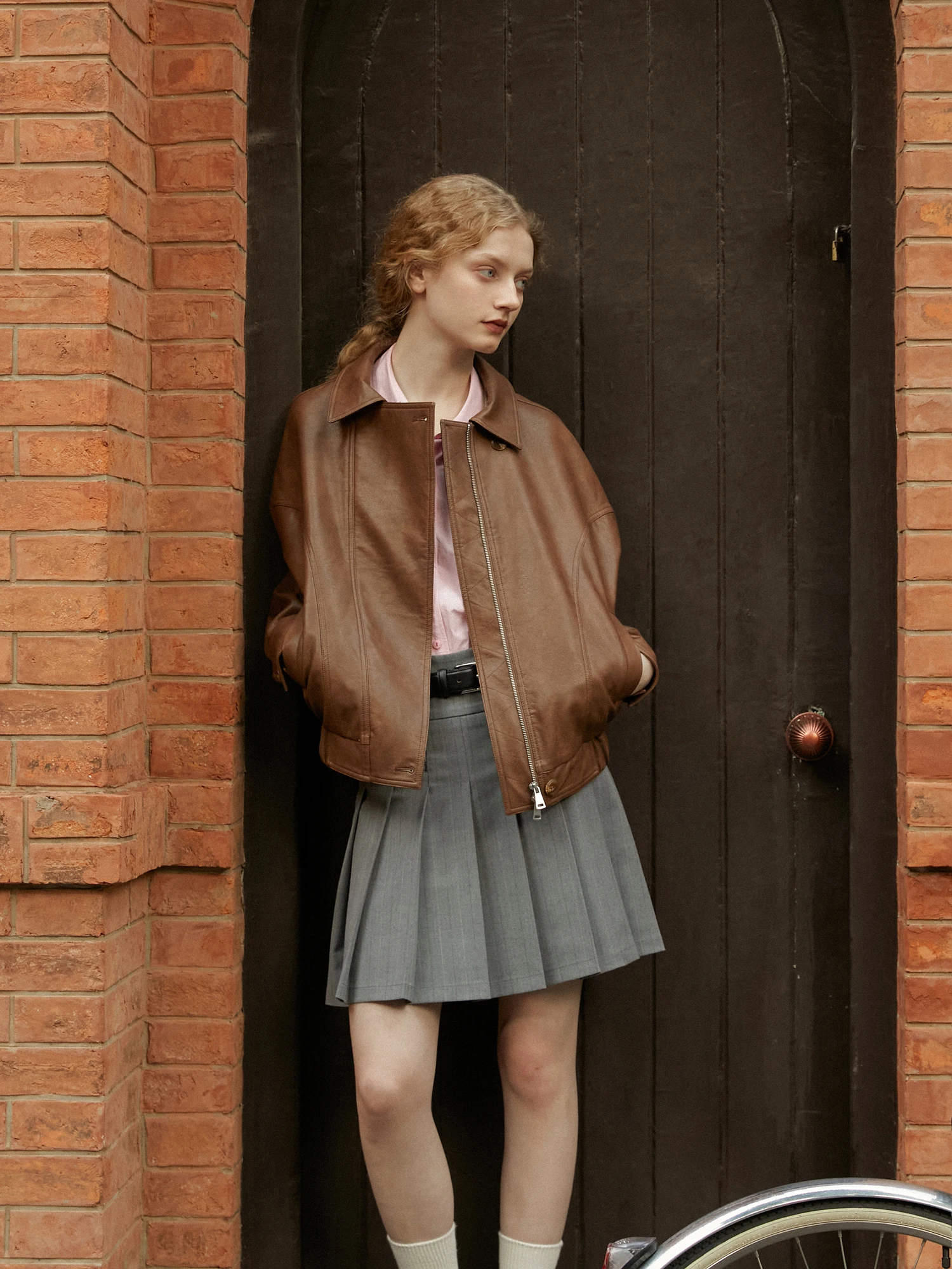 LLANO Jesienno-zimowa damska kurtka brązowa patchworkowa matowa odzież wierzchnia rozmiar uniwersalny modna retro skóra PU