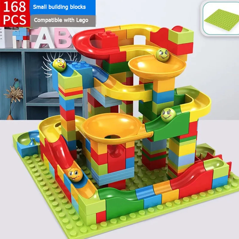 Vendita calda Marmo Race Run Blocks Labirinto Palla Pista Blocchi di costruzione Imbuto di plastica Scivolo Assemblare Mattoni fai da te Regalo per bambini