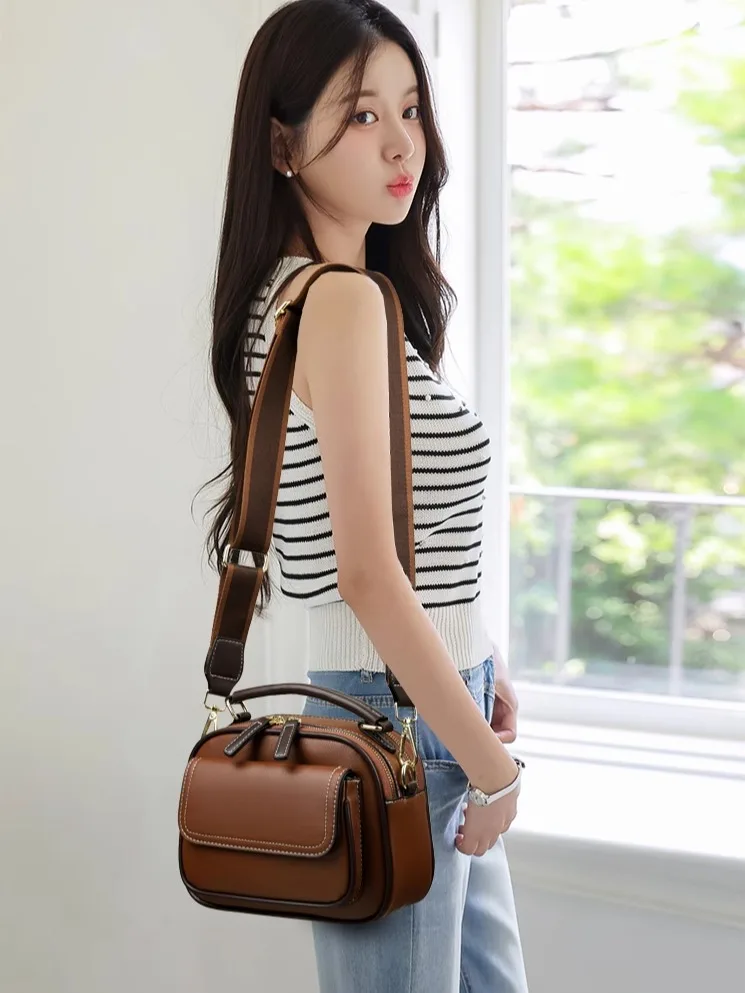 

Faionable Versatile Women's Crossbody Bag Leather oulder Bag 2025 New Sle Ele Retro Bag Soft Handle Briti Sle
