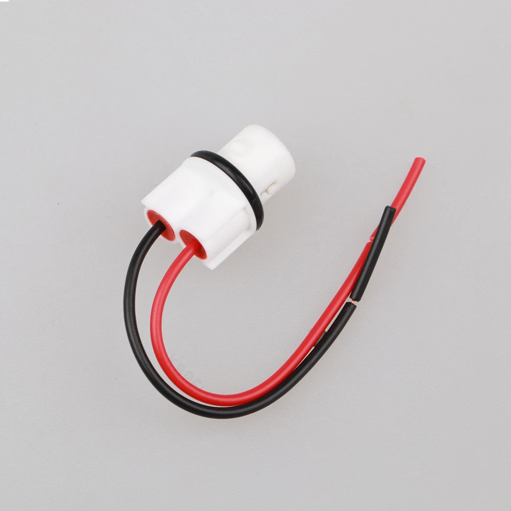 2x T10 W5W Bulb Socket For Nissan Qashqai Sylphy Tiida Car Light Adapter Wiring Harness Accessories