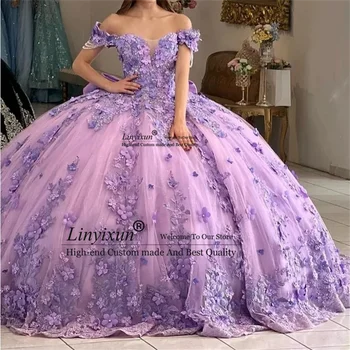 Słodkie urocze meksykańskie liliowe sukienki Quinceanera dla dziewczynek 16 lat dekolt w szpic kwiecista koronka 15 na imprezę bal sukni Vestidos De XV Años