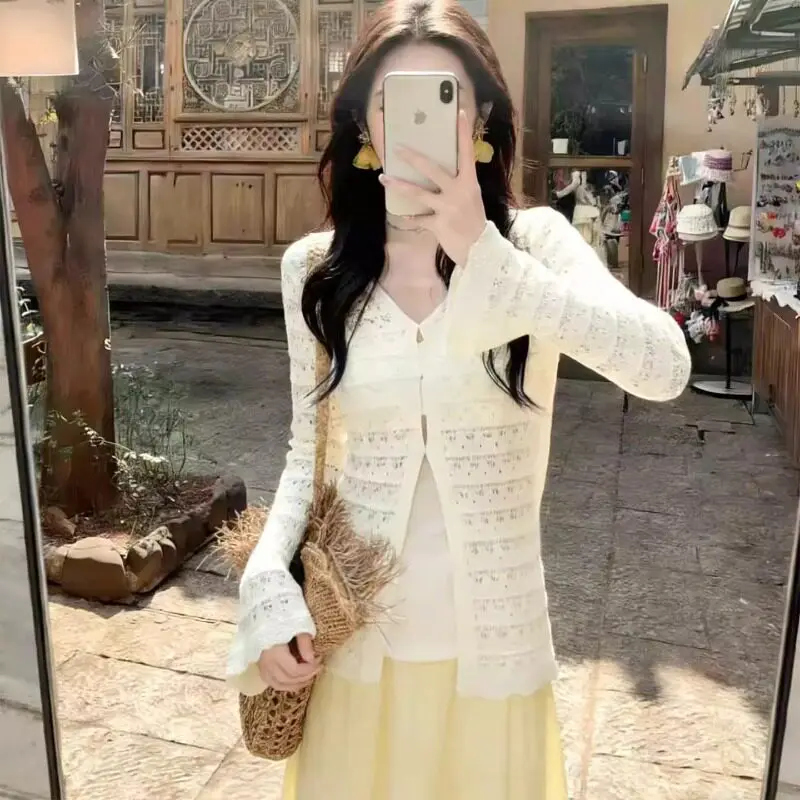 Beige V-Neck Knitted Open Cardigan Women's Summer 2026 New Waist-Cinching UV Protection Cover up Long Sleeve Top