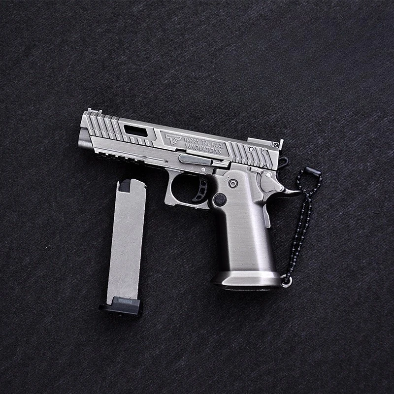 Newest Mini Small Gun Pendant 1:3 Pistol Detachable Model Alloy G34 Metal Keychain Decoration Men's