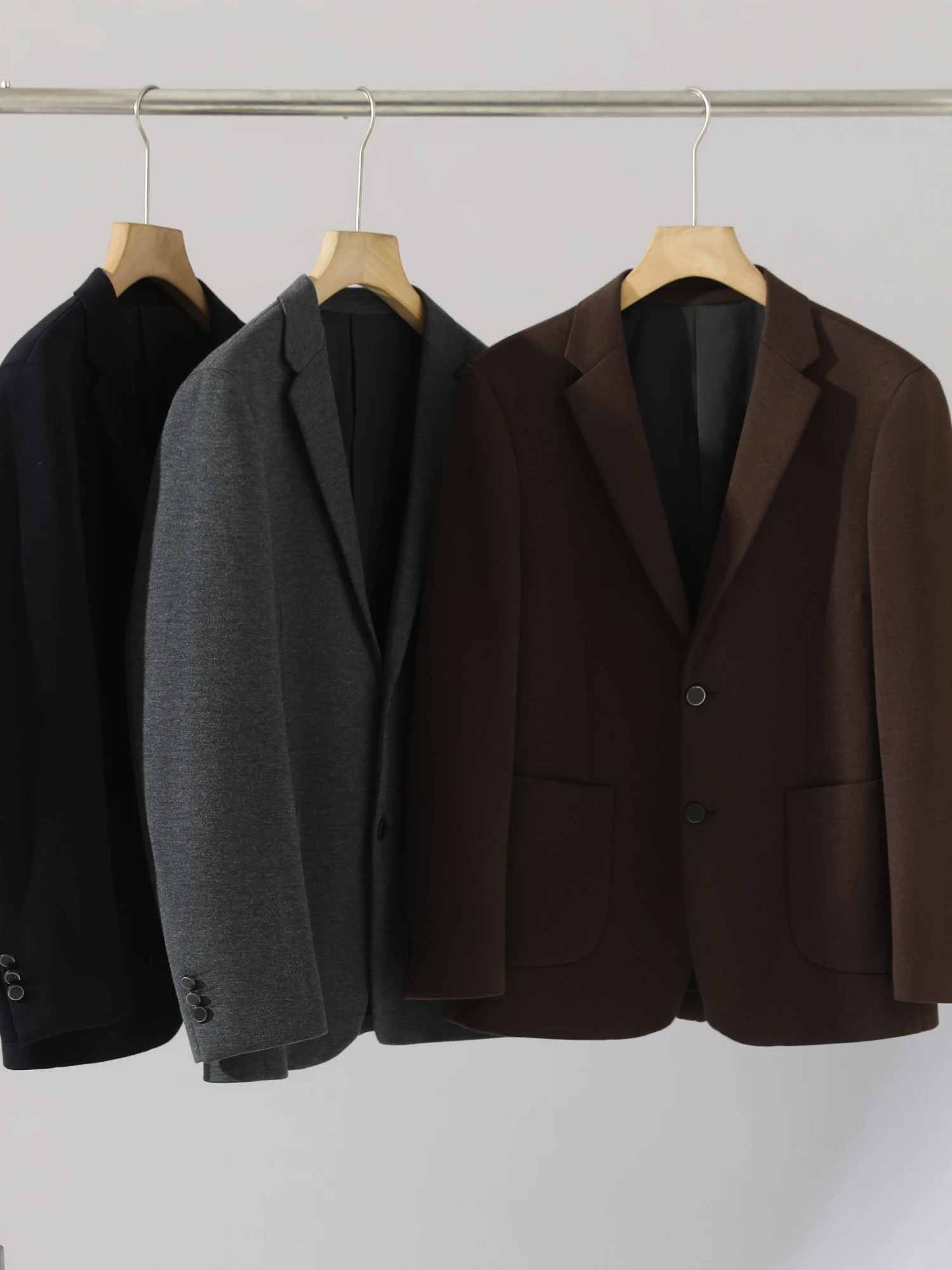 

Мужской повседневный пиджак из шерстяной смеси, модный городской стиль, с длинным рукавом, однотонный, на двух пуговицах, осенне-зимний, новый, деловой