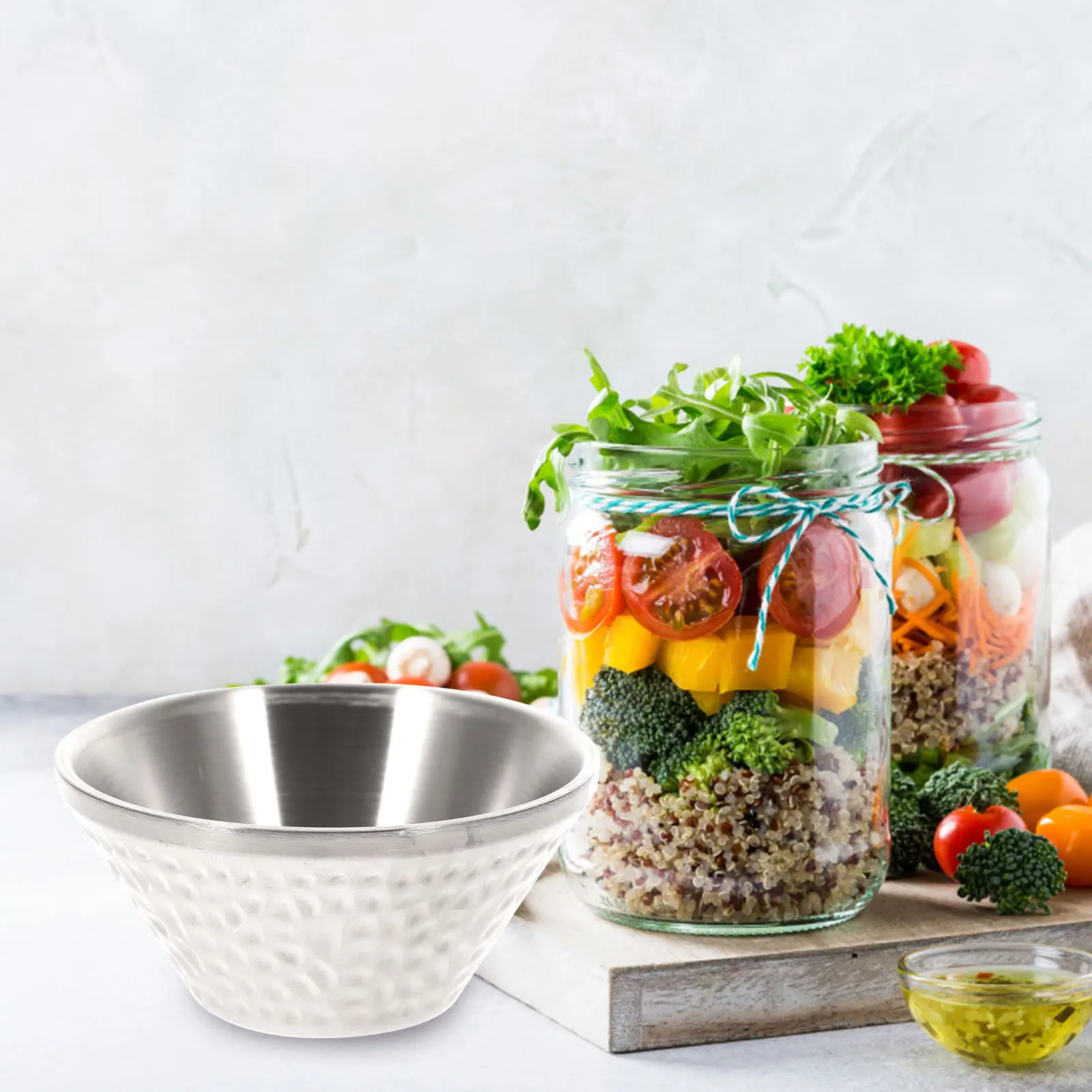

Stainless Steel Salad Bowl Fruit Storage Bowl Serving Dish Multi-Use Kitchen Accessory for Parties Housewarming Gift Vegetable