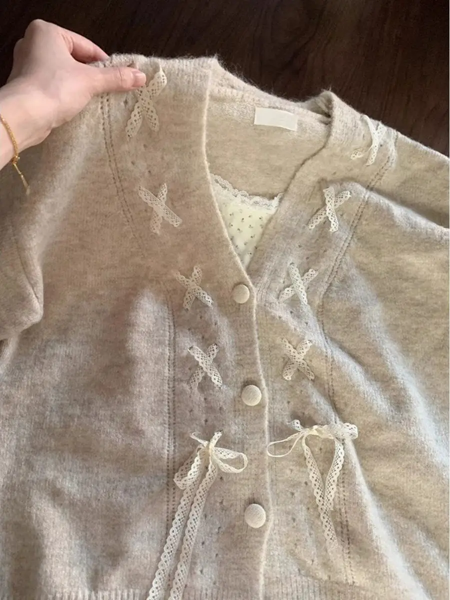 Cardigan aperto con corda con nodo in pizzo Maglione lavorato a maglia V-Ne allentato da donna Jaet Sweet Lazy Sle Nuovo autunno 2025 Faion