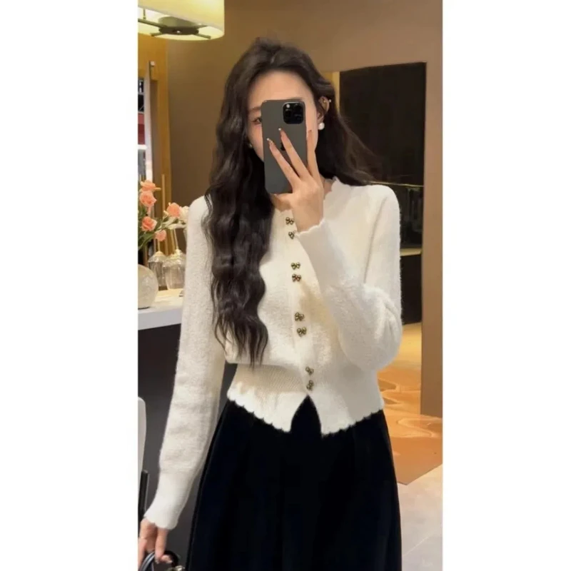 Spring Autumn New Fashion Round Neck Long Sleeve Solid Color Cardigan Women\'s Clothing Button Knitting Korean All-match Chic Top