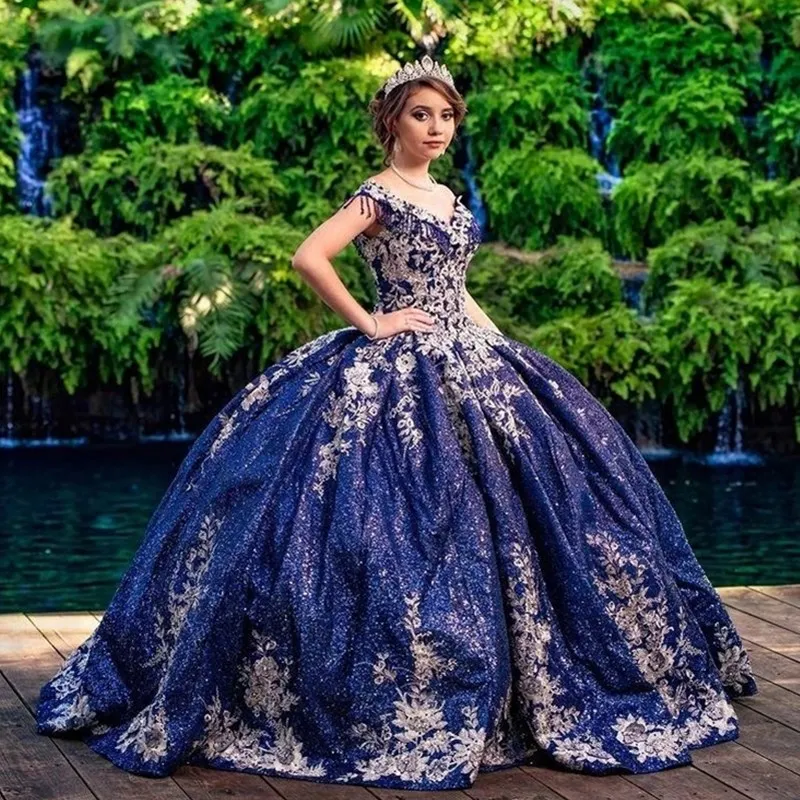 Vestido De baile De princesa para quinceañera, con apliques De flores y cuentas, con cordones, 16