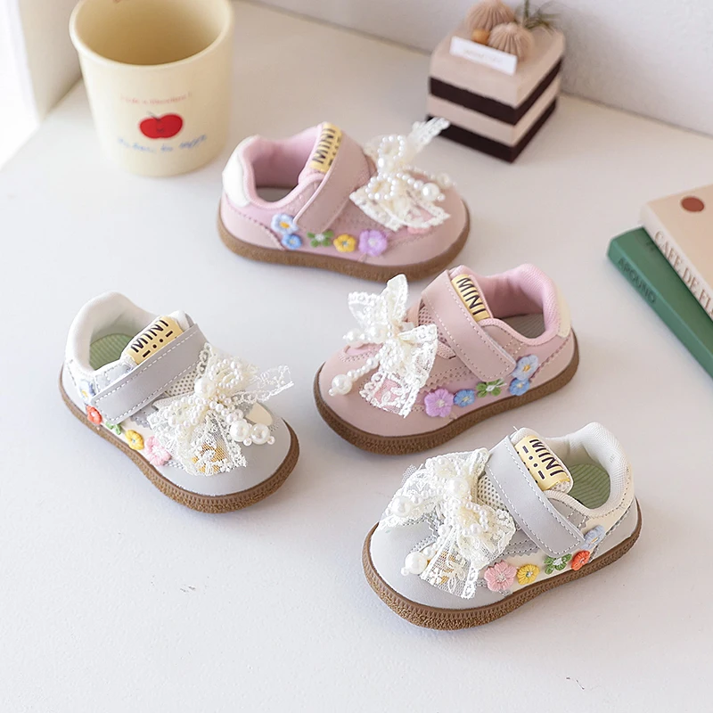 

Baby Sports Shoes with Lace Bow Toddler Girls Running Shoes Mesh Breathable 2026 Brand New Baby Walking Shoes Soft Sole Non-slip