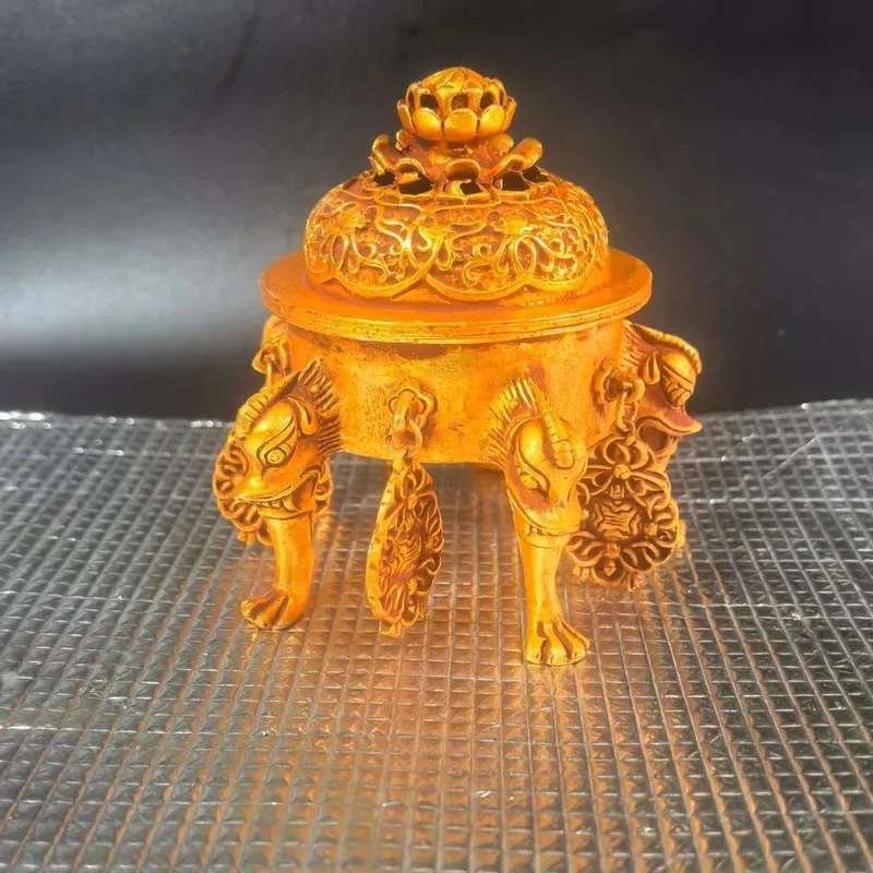 Brass three-legged nine-dragon double-eared craft ornament with lid, mini tea room home incense burner