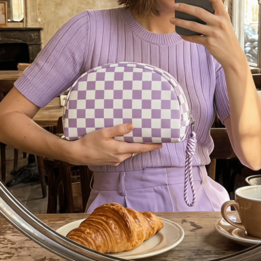 Waterproof Checkered Pattern Cosmetic Bag Polyester Zipper Closure Toiletry Bag Half Moon with Hand Strap Makeup Bag Girls