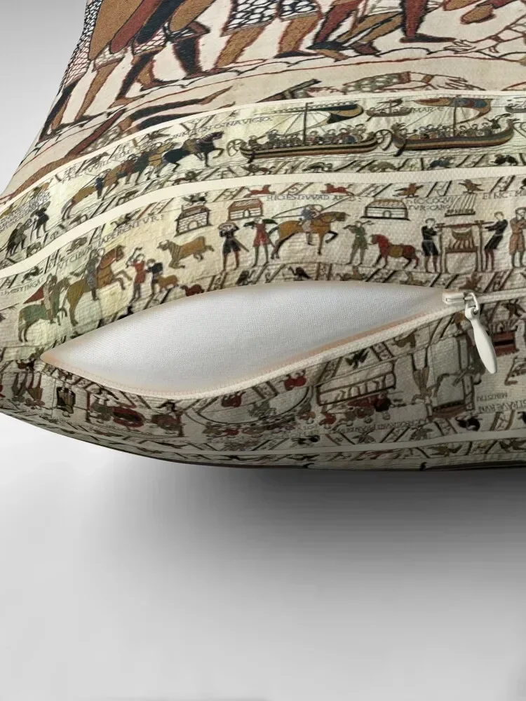 THE BAYEUX TAPESTRY ,BATTLE OF HASTINGS ,NORMAN KNIGHTS COMBATTING HORSEBACK Throw Pillow Cushion Cover For Sofa pillow