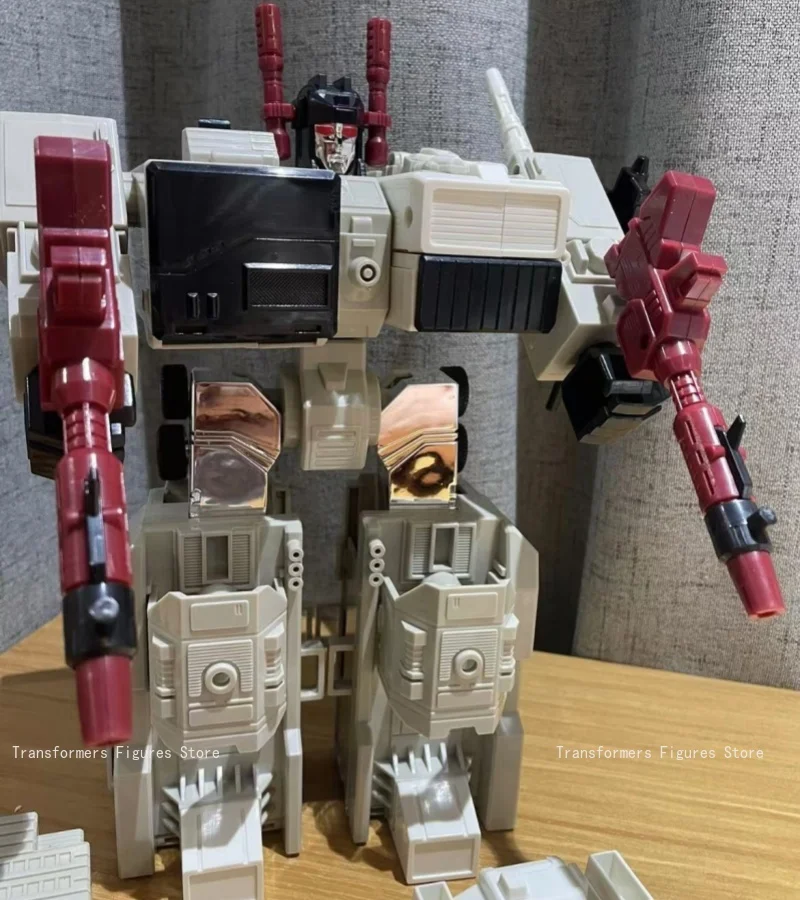 Op voorraad Transformer Series Replica Ko G1-Metroplex Movie Figure Model Anime Action Deformation Robot Toy Populaire perfecte geschenken