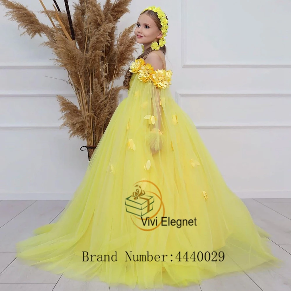 Vestidos de tule macio fora do ombro para meninas, amarelo, trem da corte, vestidos de casamento, até o chão, verão 2023