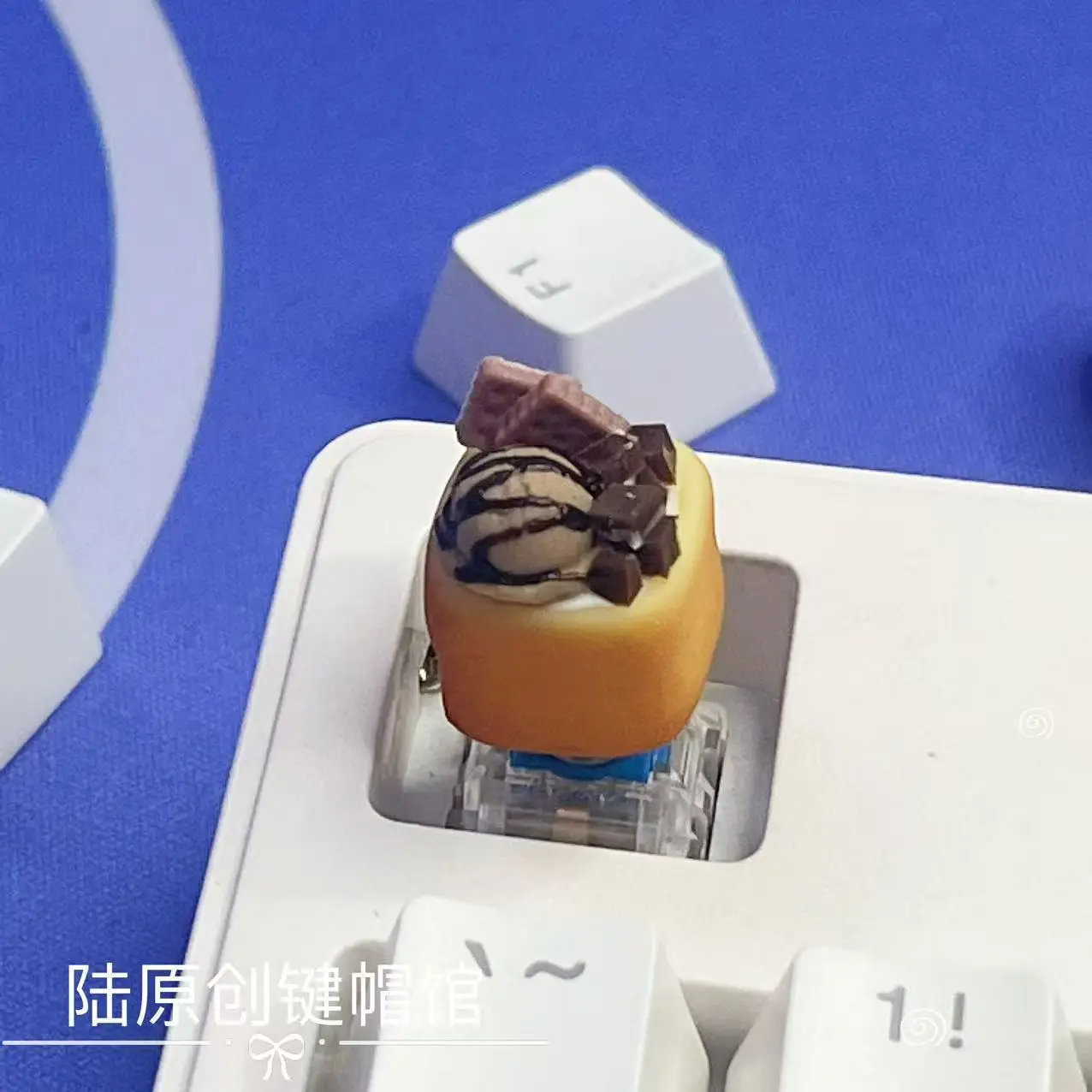 

DIY Creative Little Duck Keycap Cherry Mx Switch Cross Axis Pink Duck Game Mechanical Keyboard Keycap