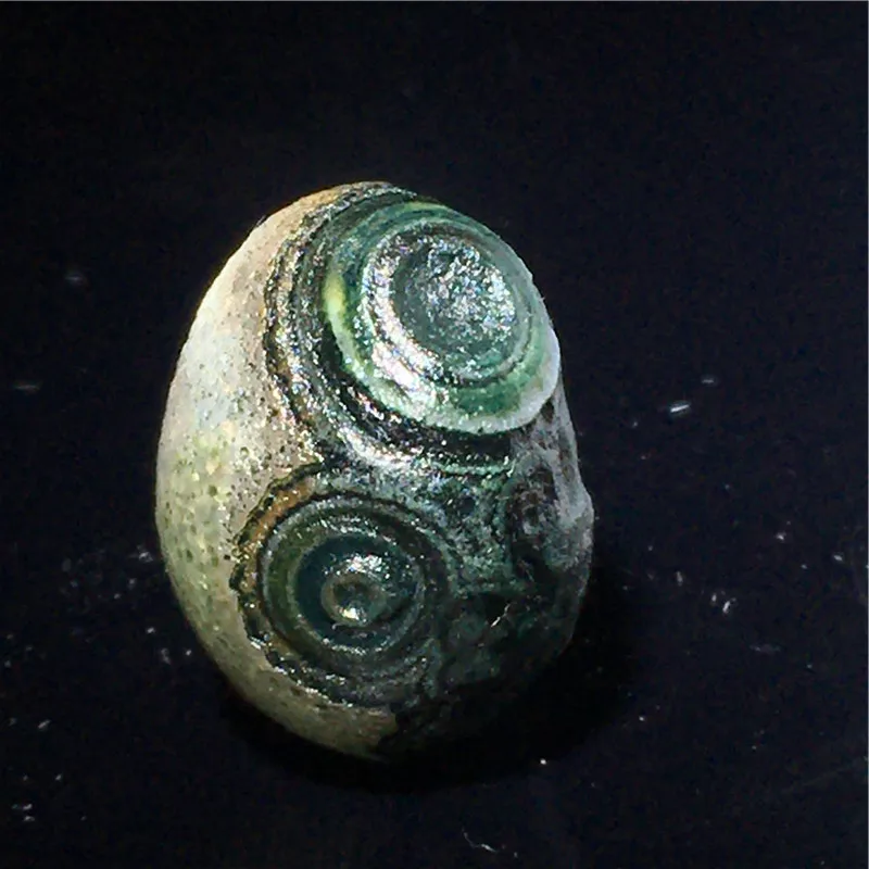 Natural Energy Alashan Gobi Agate Eye Stone Pictographic Like Alien Ornaments Can Be Placed for Viewing&warding Off Evil Spirits