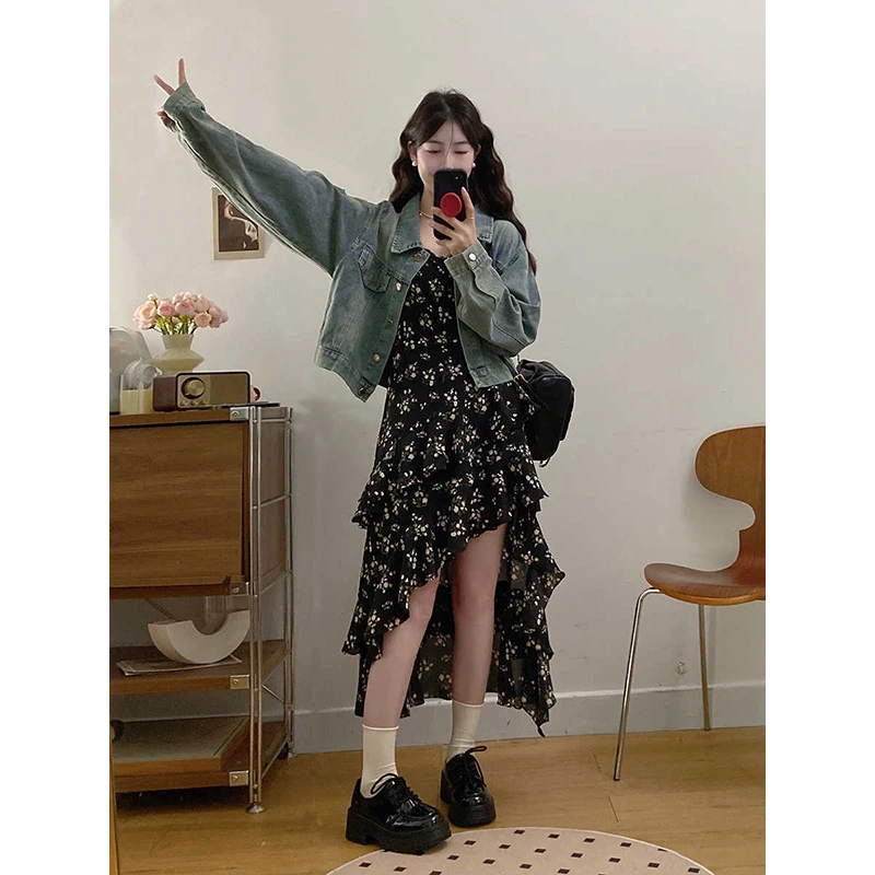 

Korean Loose Short Denim Jacket Matching Summer Irregular Floral Halter Dress Two-Piece Set Women's Fashion Ensemble